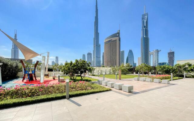 Downtown Views 1 - 1608- DT