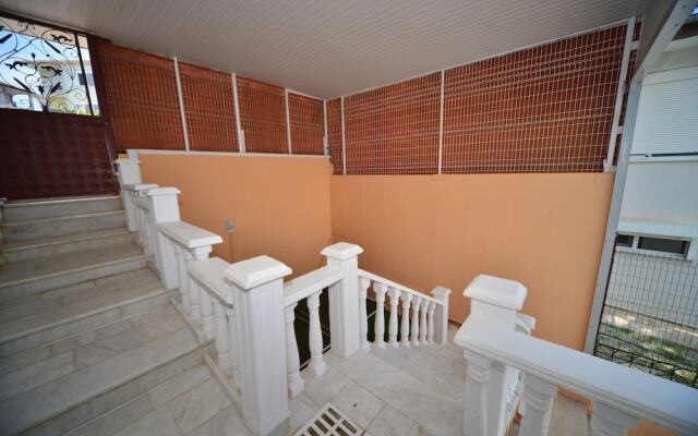 Alanya Mahmutlar Villa