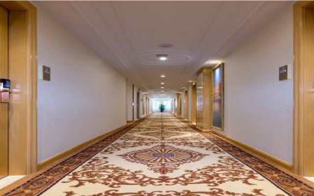 Vienna International Hotel Guangxi Fangchenggang Administration Center High Speed Railway Station – Hotel Rooms – Fangchenggang