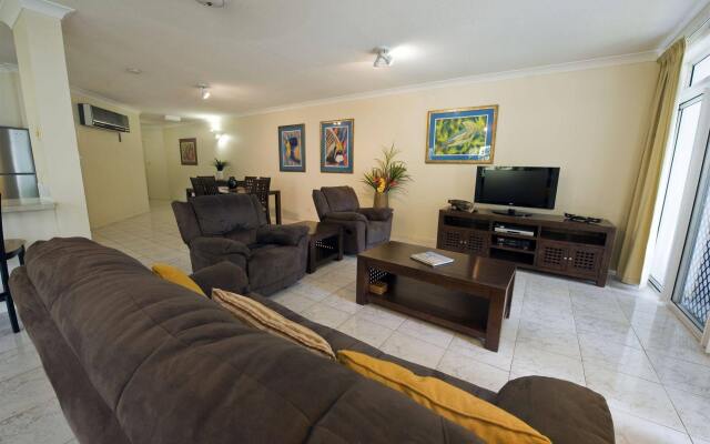 Costa Royale Beachfront Apartments