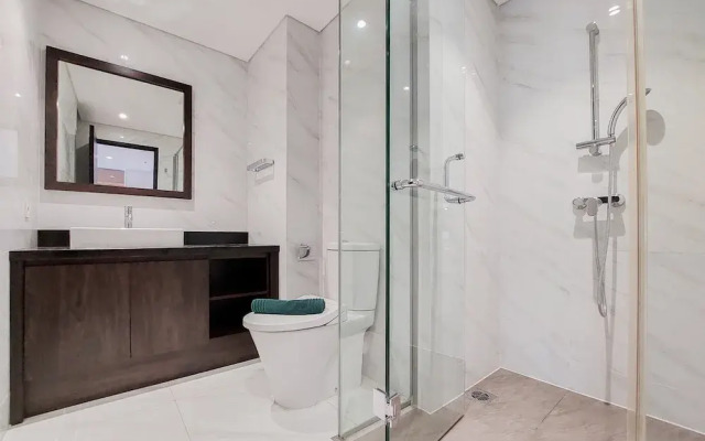 Stunning And Comfy 1Br At Branz Bsd Apartment