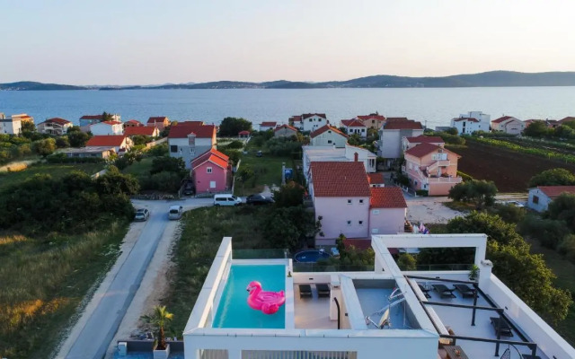 Luxury Apartments La Perla