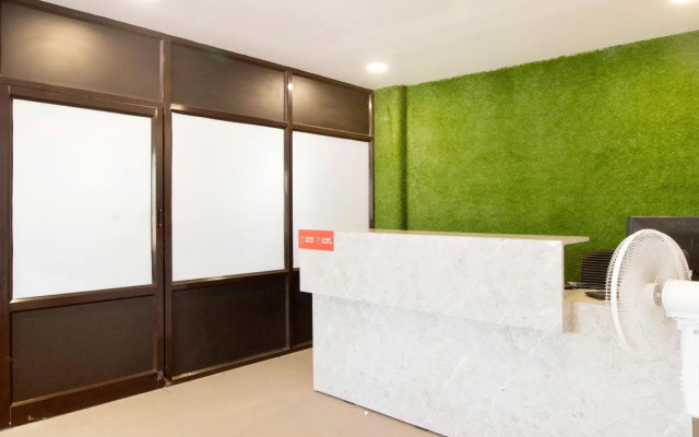 24 Baner By OYO Rooms