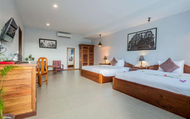 Indra Porak Residence Hotel