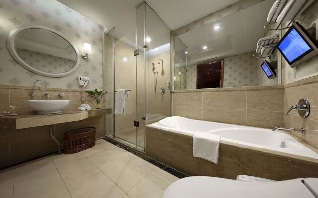U-Hotel