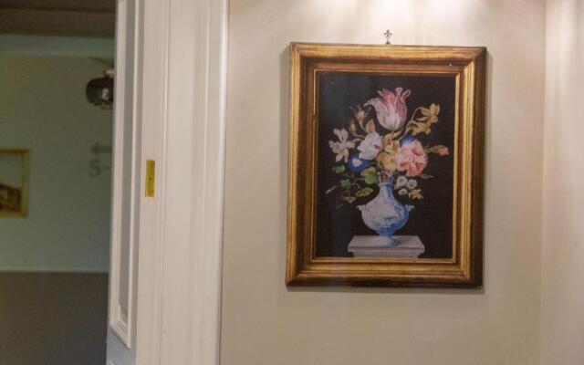 Leone Camere D'Autore