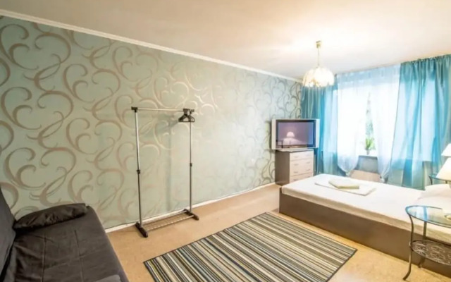 Апартаменты на Новоясеневском, 5