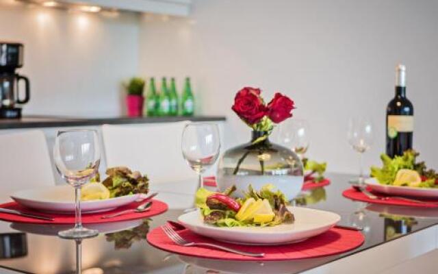 Apartamenty Homely Place 8 - Parking
