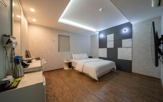 Richi Hotel