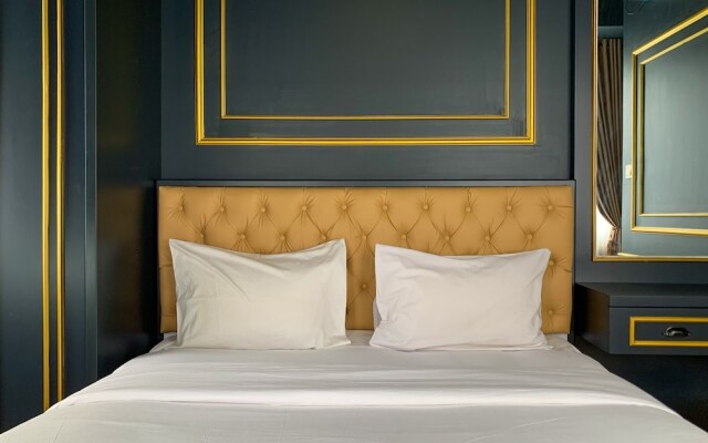 Nice And Comfort 2Br At Transpark Cibubur Apartment