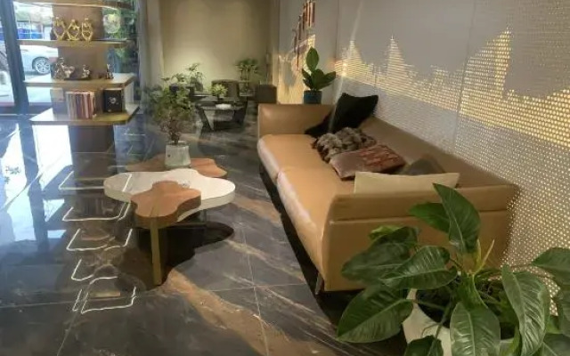 MingFeng Hotel