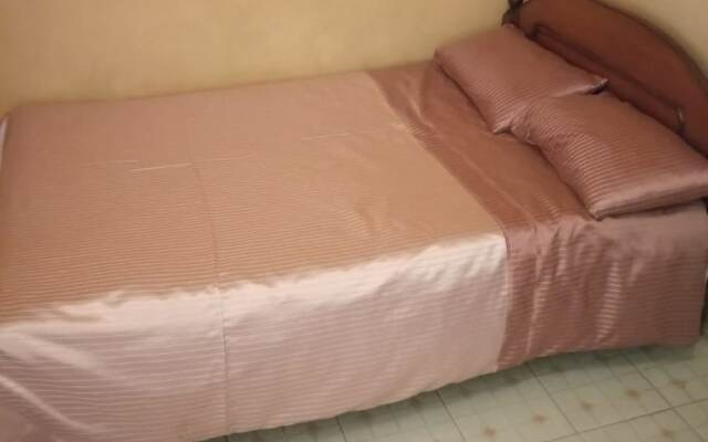 Kaka Guest House