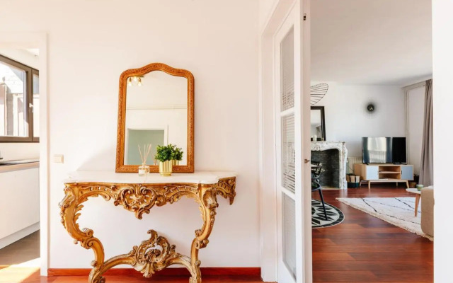 Luxury Apart' MONS City Center with Terrace