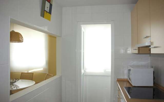 Estepona 101360 2 Bedroom Apartment By Mo Rentals
