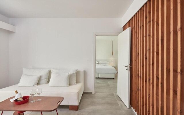 So White Club Resort