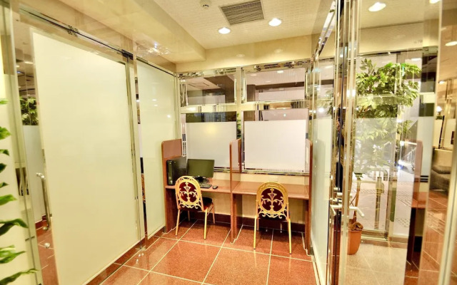 Hiroshima Ekimae Universal Hotel