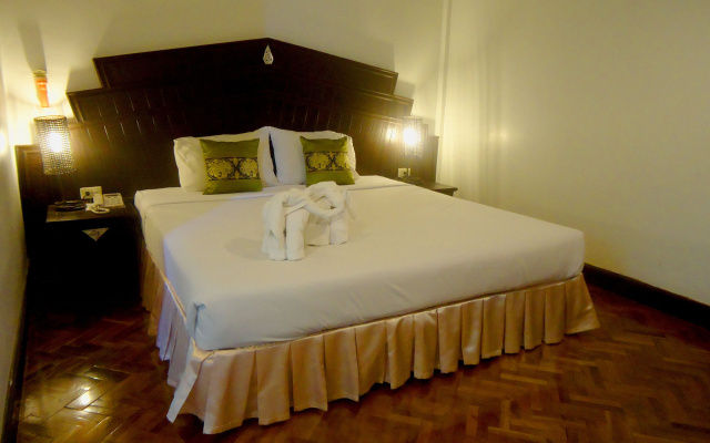 Baiyoke Chalet Hotel