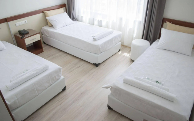 Yildirim Hotel