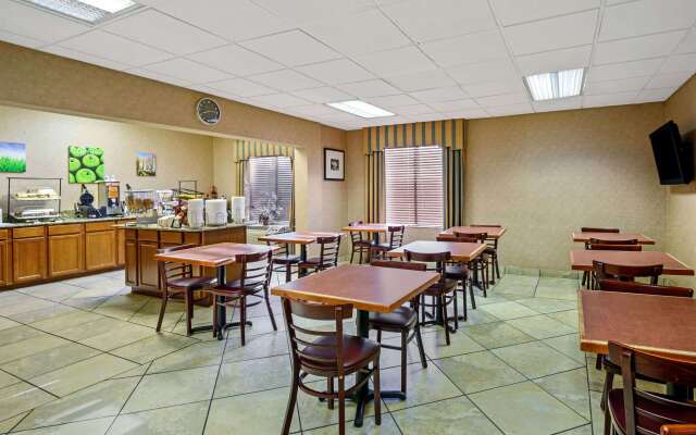 La Quinta Inn by Wyndham Columbia SE / Fort Jackson