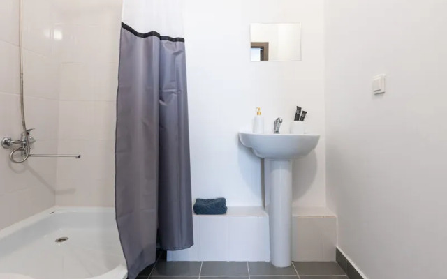 Дайкер Сити Апартментс на ул. Краснолесья, д. 100