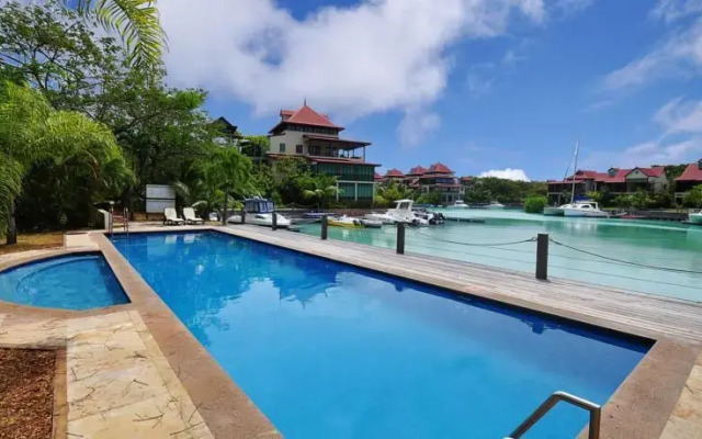 Luxury Apartment on Seychelles