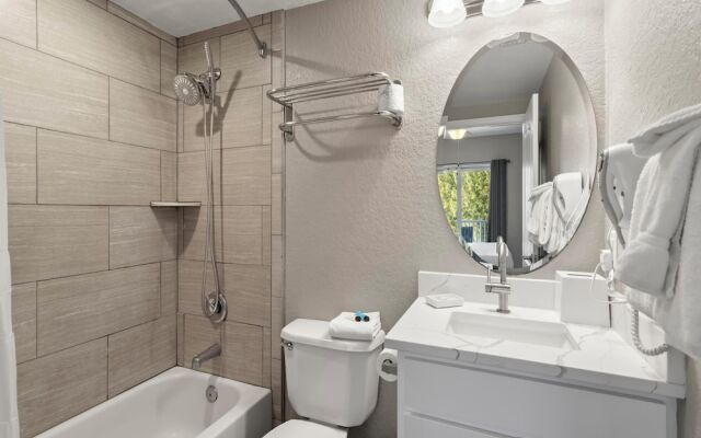 Sunset Vistas 504 South