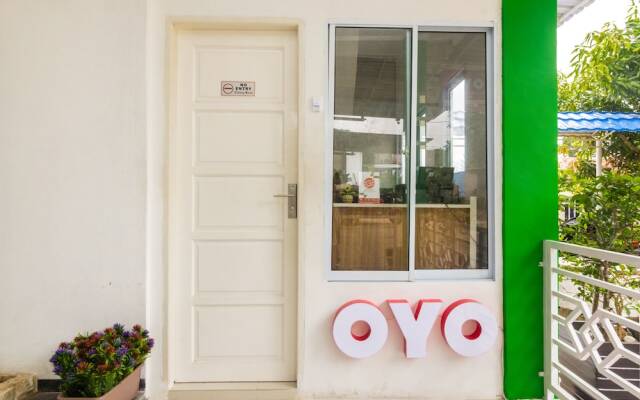Oyo 1330 Tanjungpinang Residence Syariah