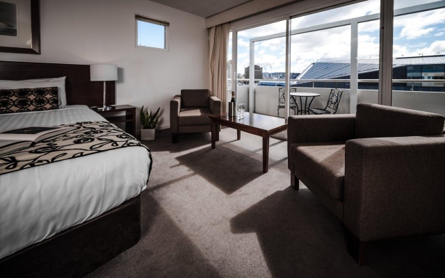 Salamanca Suites – Guest Rooms – Battery Point