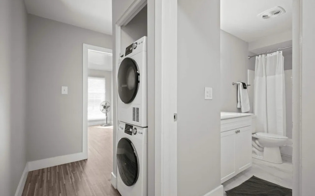 A Unique 2BR 2BA Stay