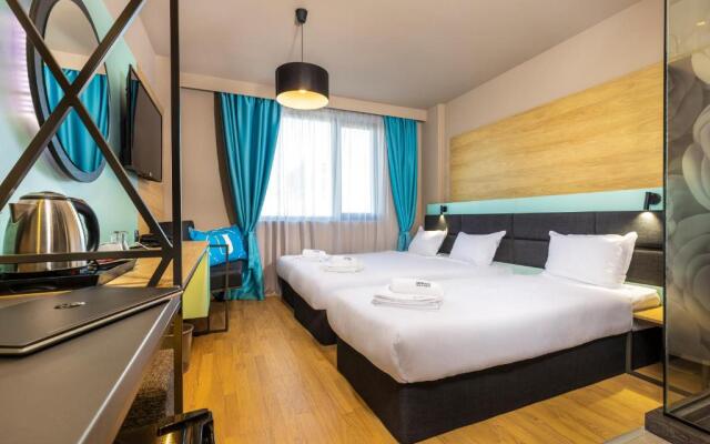 Urban Hotel