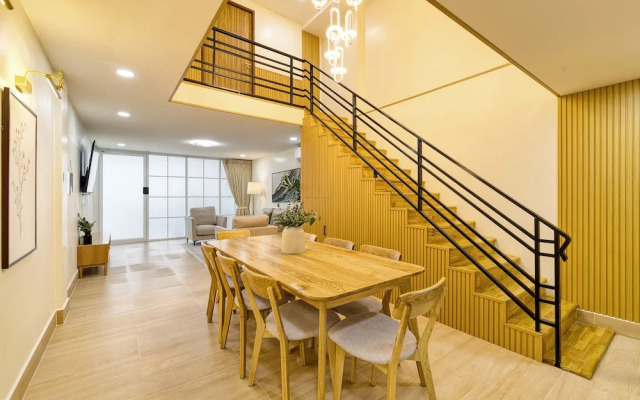 AB House