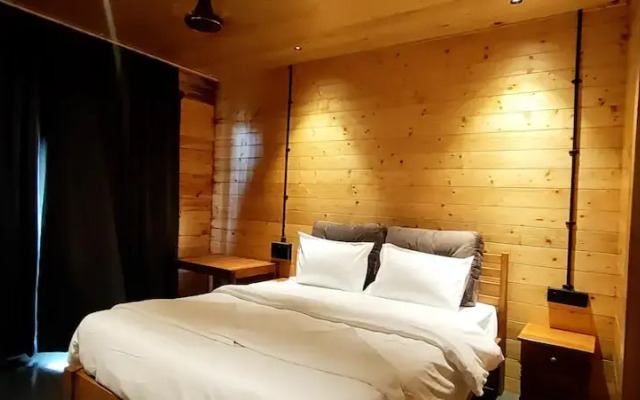 Seclude Eco Cottages