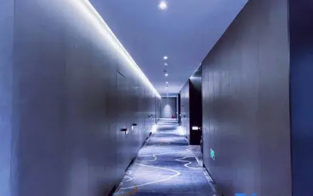 Rongshengxiang Boutique Hotel (Dengzhou Xintian 360 Central Hospital)