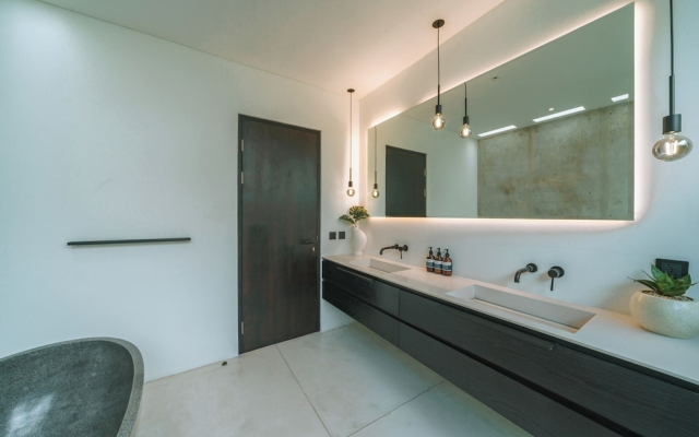 Villa Vantage 2