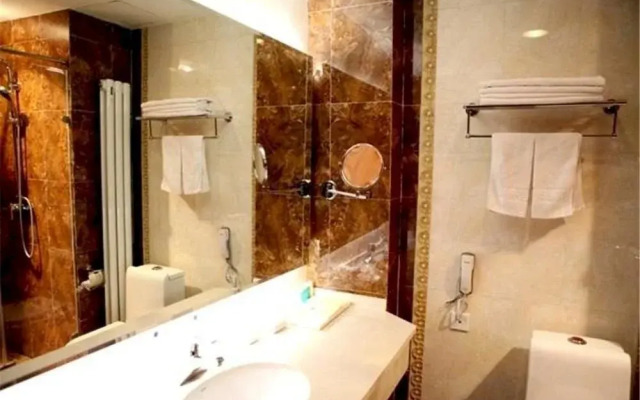 Lanjing Minghai Hotel