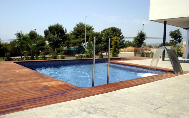 Villa With 5 Bedrooms in Calafell, With Wonderful sea View, Private Po
