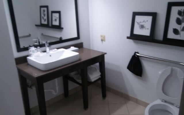 Country Inn & Suites By Carlson, Roanoke, VA