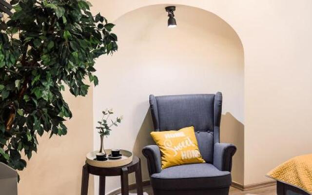 MORRISON apartment/15 guests/7bedrooms/Riga Old Town