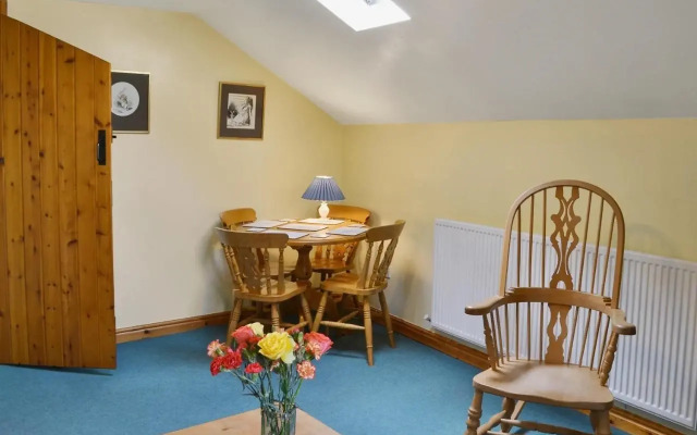 Holly Cottage