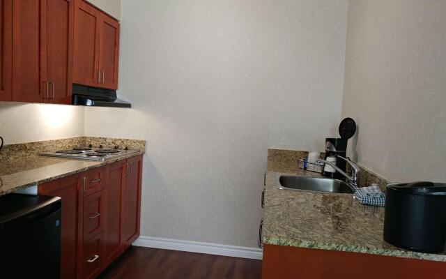 Best Western Plus Rose City Suites