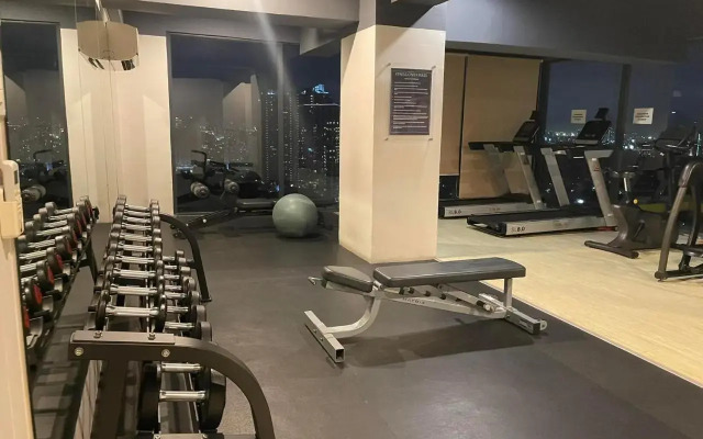 Staycation 1BR Servce Aprtmnt 2px allows 5px 23011