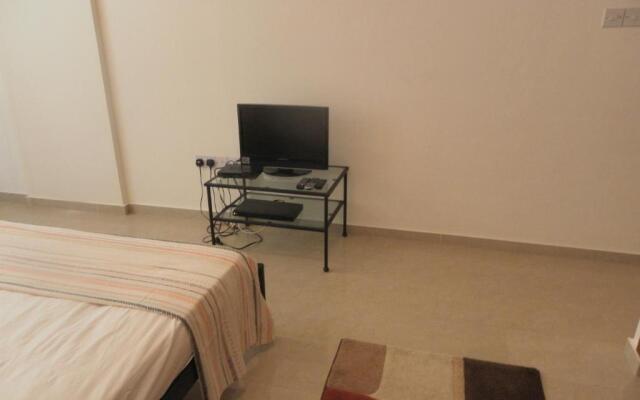 Studio, E104 with double bed, kitchen & shower room, sunny balcony