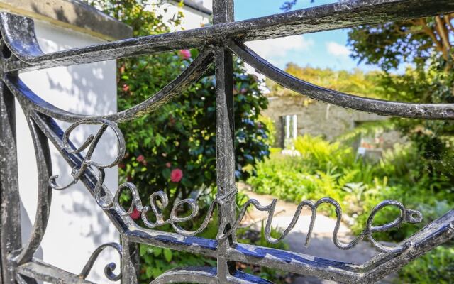 Rosevine