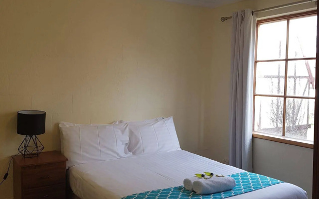 Alanvale Apartments & Motor Inn