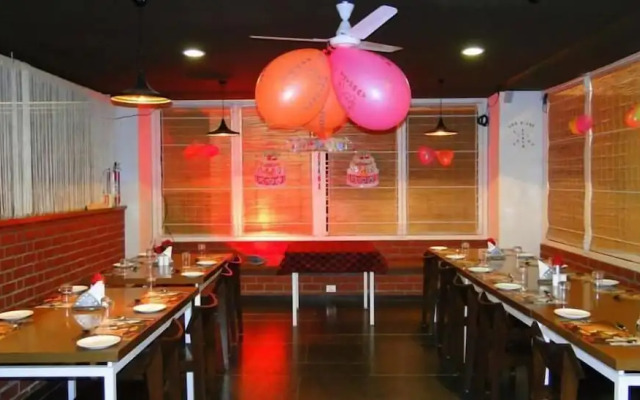 Vinaya Royal Inn