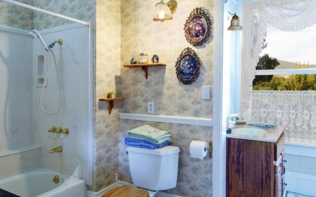 Roseberry House Bed & Breakfast