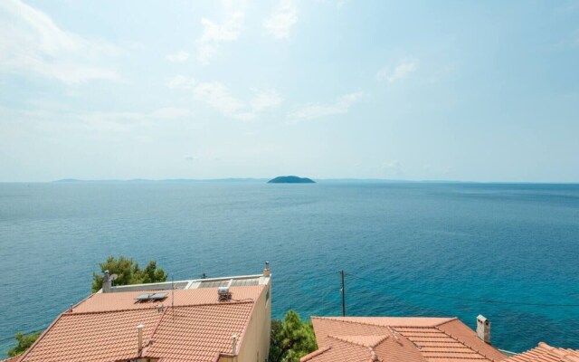 Pentahouse, sea View, in Neos Marmaras, Greece