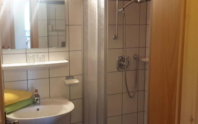Cozy Holiday Apartment With Sauna in Schladming
