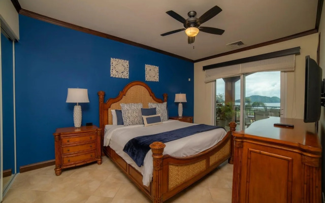 Altavista 5D 3 Bdr 2 bth Ocean View Condo