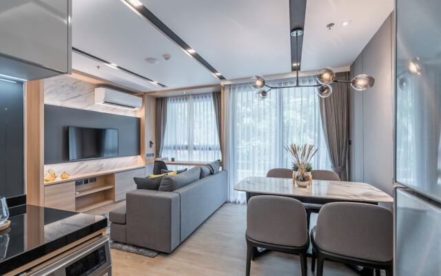 Destiny63 Ekamai Apartment